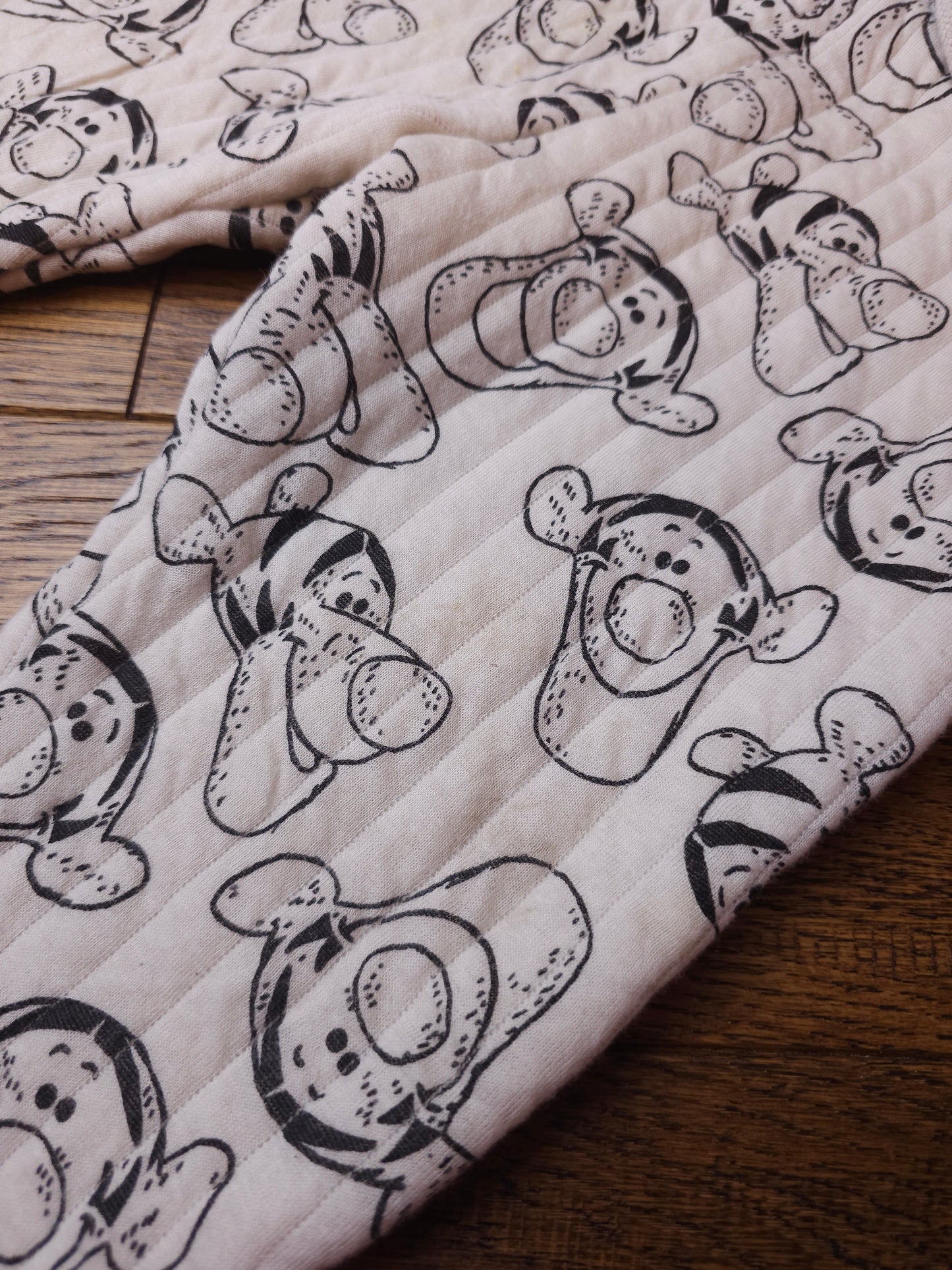 Tesco Disney Tigger Outfit Set 12-18 Months