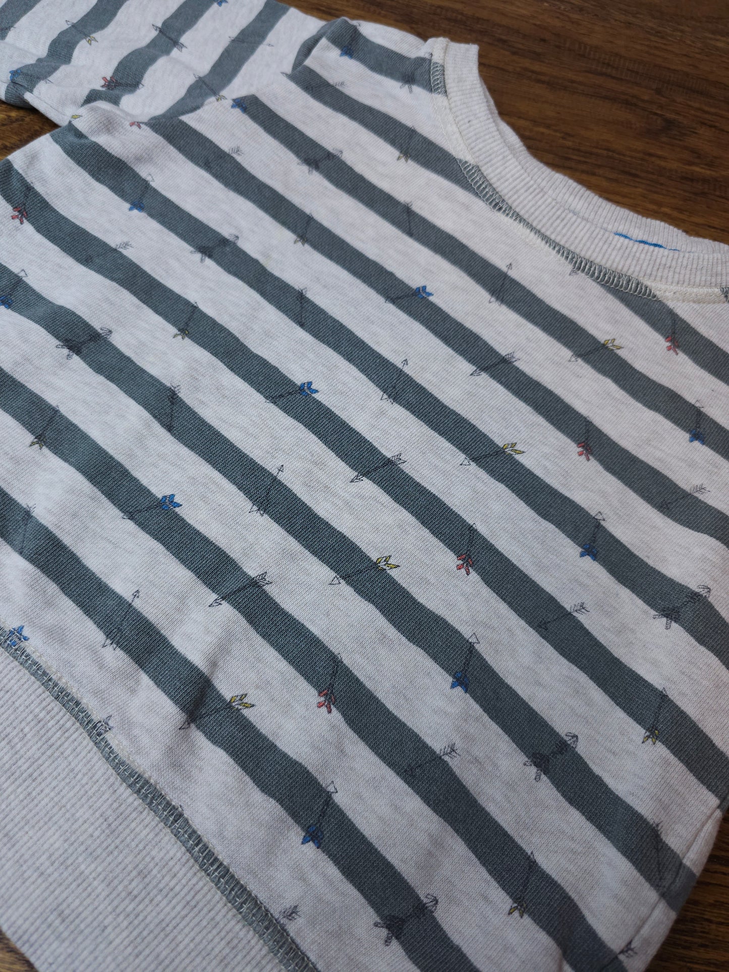 Marks and Spencer Striped Multicolour Arrow Sweatshirt Jumper 2-3 Years