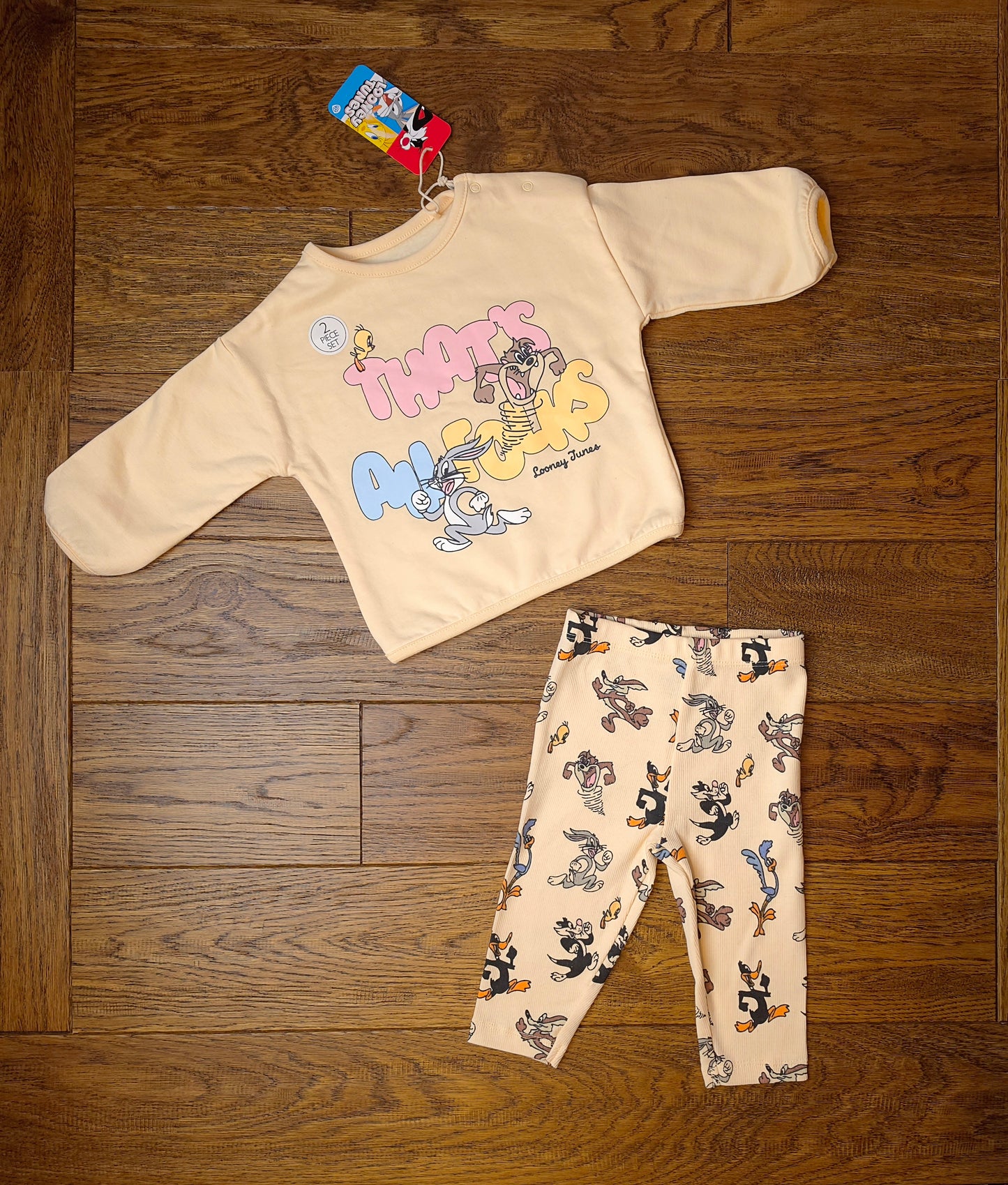Looney Tunes That's All Folks Sweatshirt and Leggings Outfit Set 3-6 Months.