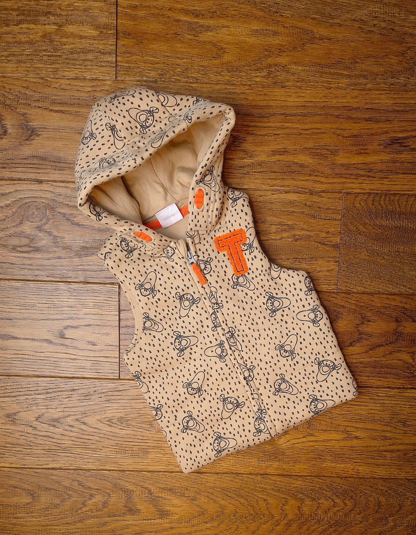 Tesco Disney Winnie The Pooh Hooded Quilted Tigger Bodywarmer Gilet 0-3 Months.