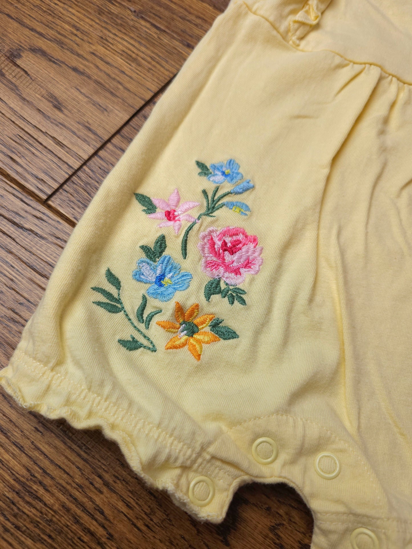 Primark Embroidered Flower Romper 0-3 Months R
