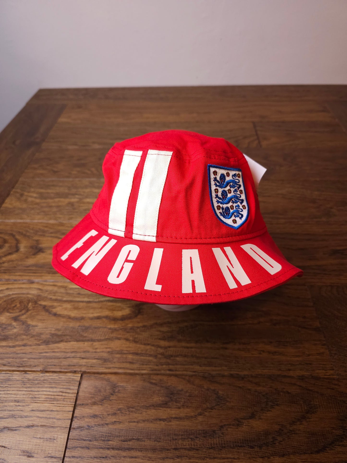 Next Official England Football Bucket Hat 5-6 Years, 7-10 Years.