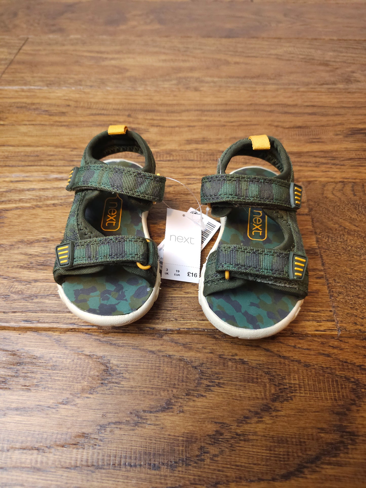 Next Camouflage Print Beach Sandals UK 3 Infant.