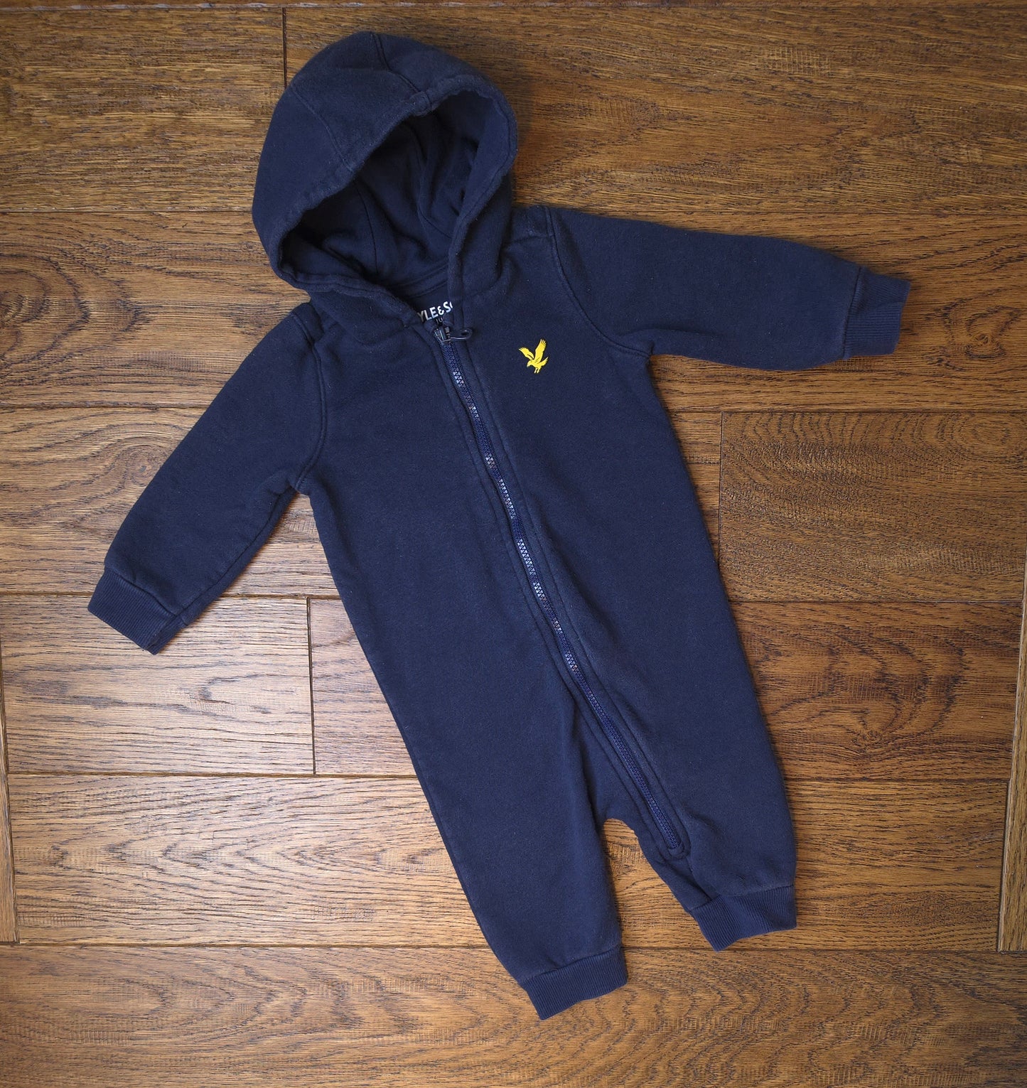 Lyle & Scott Hooded Fleece Onesie Pramsuit 3-6 Months.