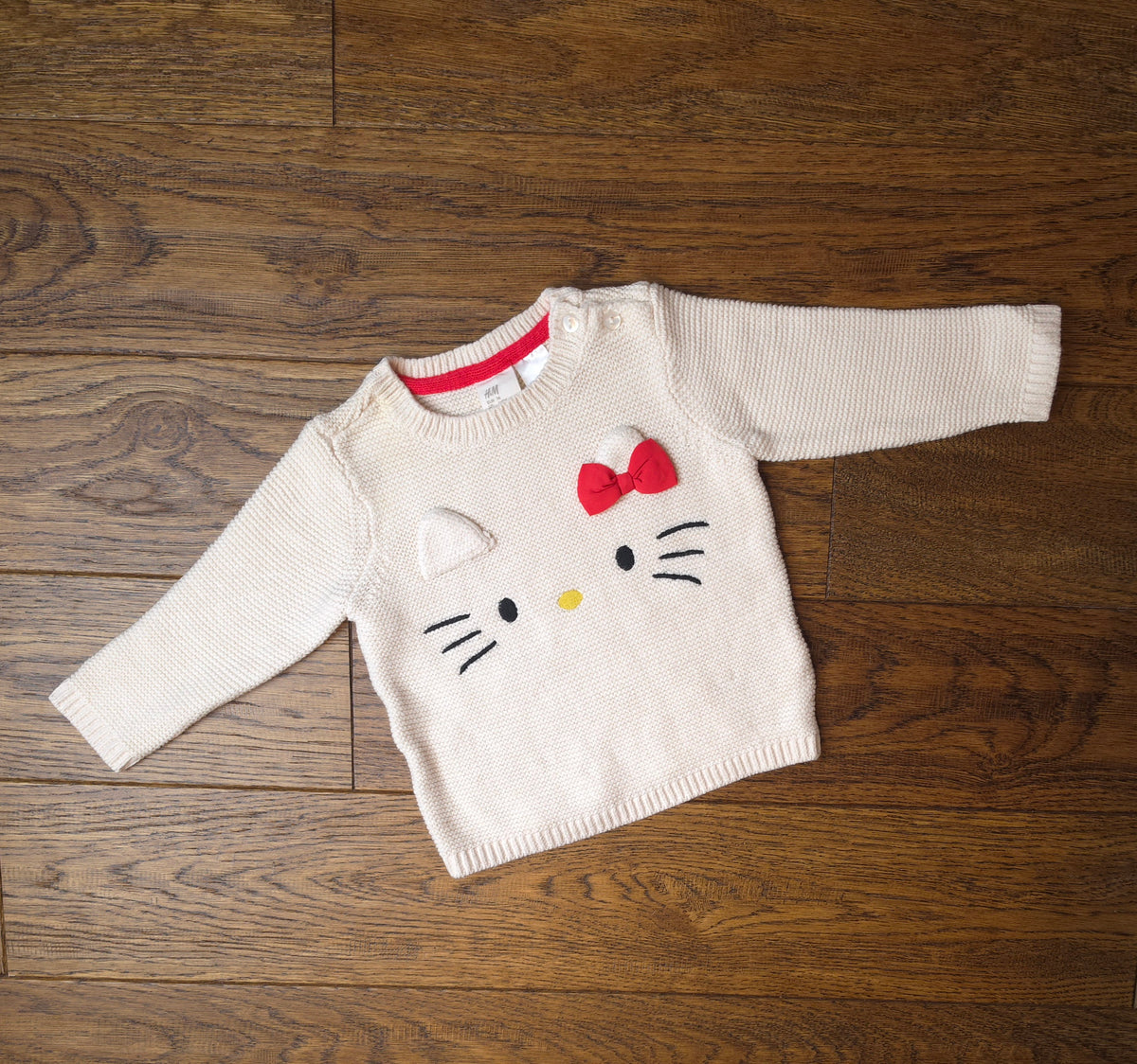 H&M Hello Kitty Jumper 6-9 Months.