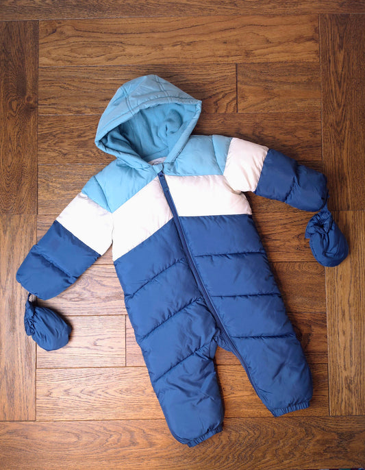 Marks and Spencer Snowsuit Pramsuit With Mittens 18-24 Months.