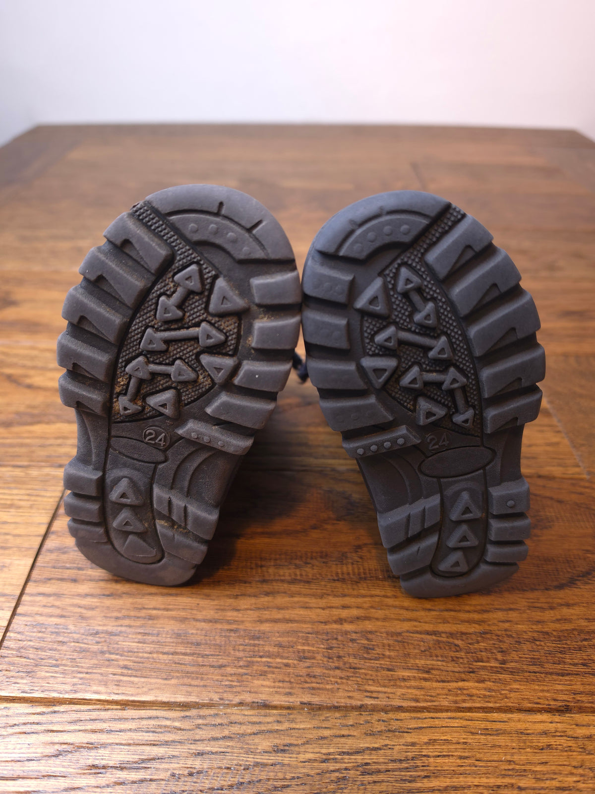 Jojo Maman In The Snow Thermal Winter Snow Boots UK 7 Infant.