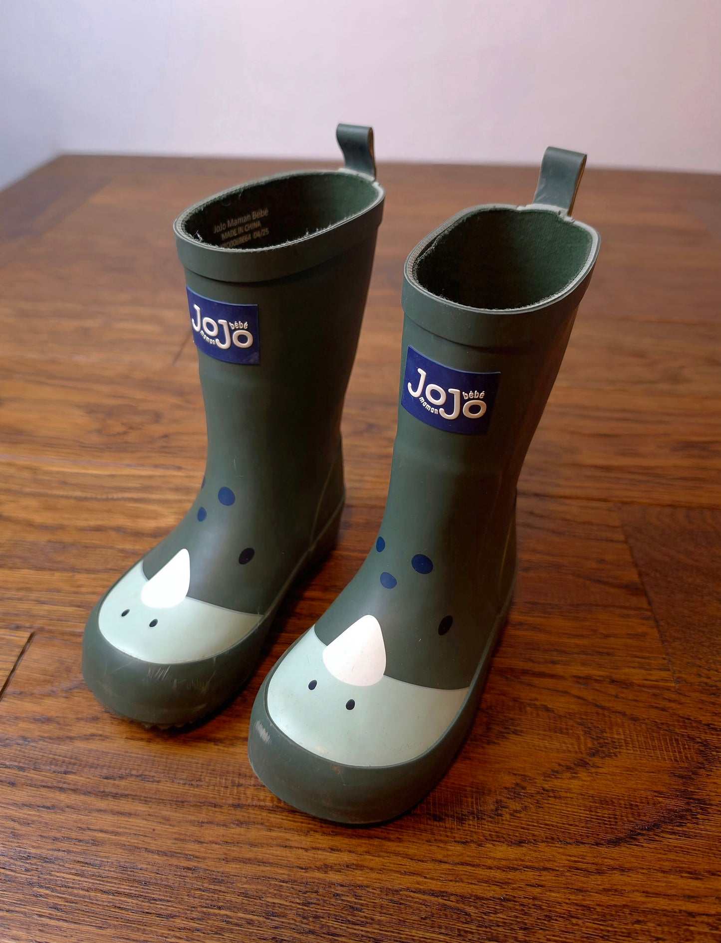 Jojo Maman Dinosaur Welly Boots UK 6 Infant.